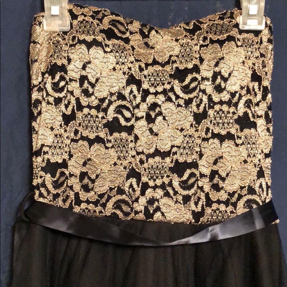 Kim cine strapless dress Size S